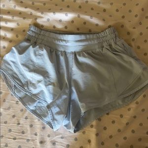 Lululemon shorts size 2, 2.5 inch inseam